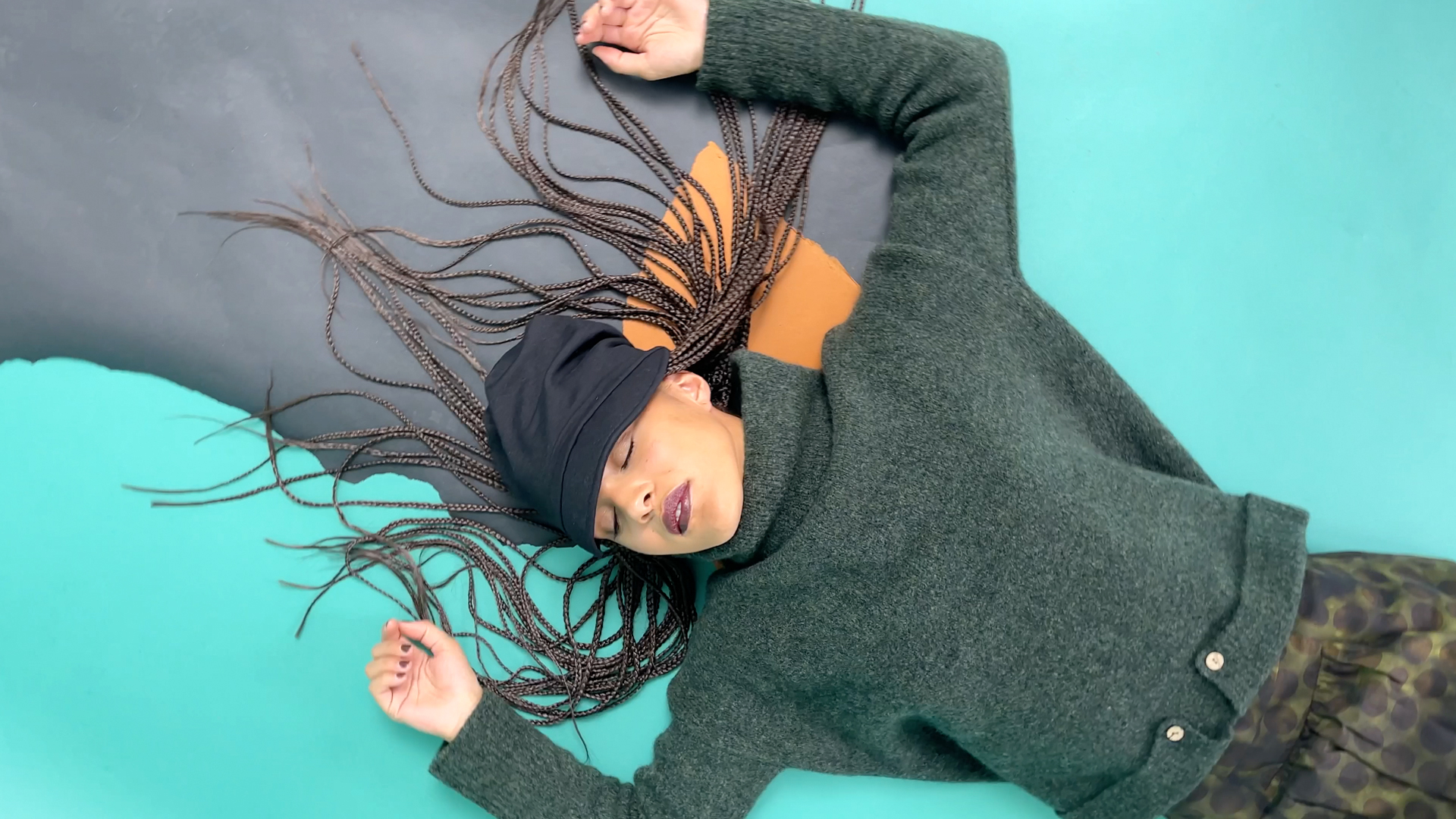 https://www.preprod.lilithparis.com/wp-content/uploads/2022/03/video_loading_br.jpg